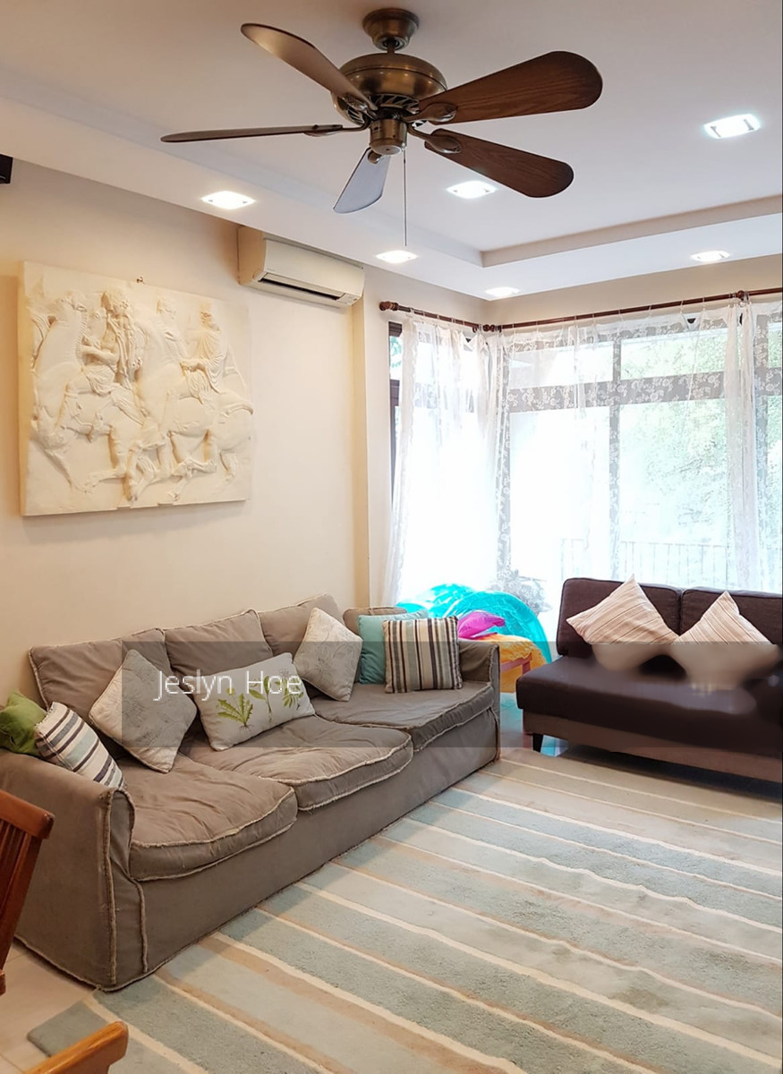 Varsity Park Condominium thumbnail photo
